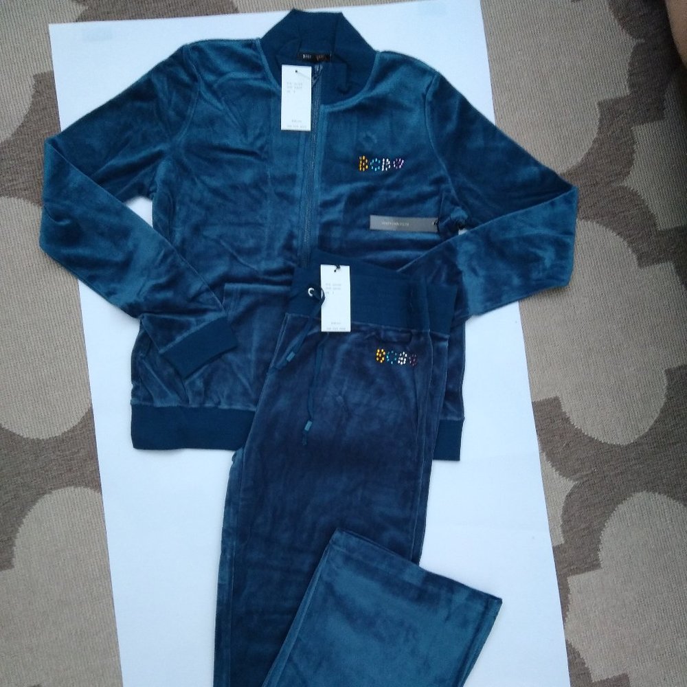 BCBGMAXAZRIA BLUE FOG COLOR, TrackSuit. Women’s 2 Piece Set SIZE L